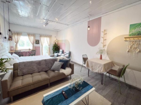 Studio Garden Apartment - The 2nd Home